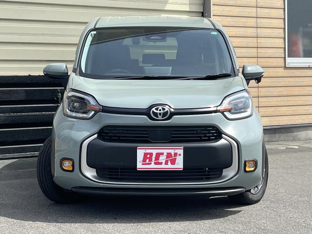 Toyota SIENTA 2023