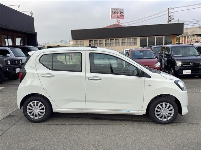 Daihatsu MIRA E:S 2024