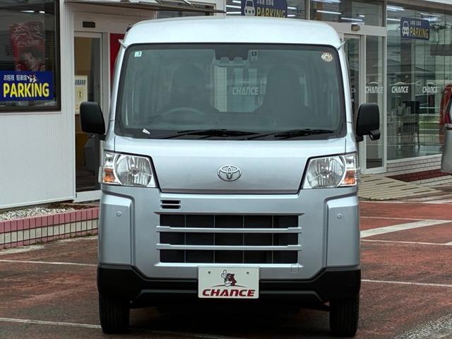 Toyota PIXIS VAN 2024