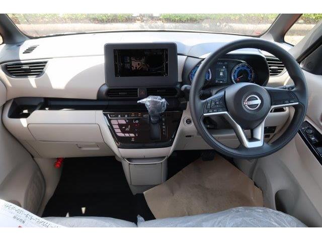 Nissan ROOX 2024