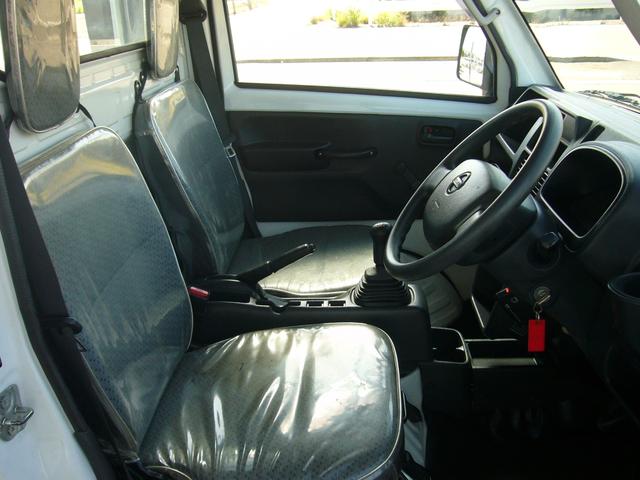 Nissan NT100CLIPPER TRUCK 2016