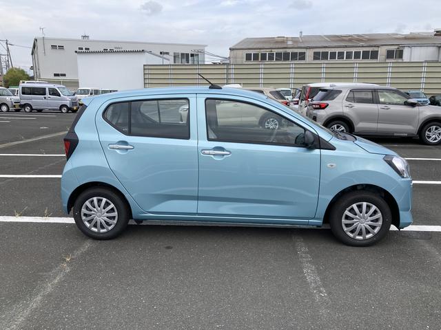 Daihatsu MIRA E:S 2025