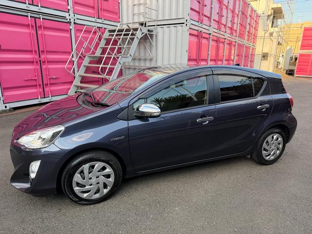 Toyota AQUA 2015