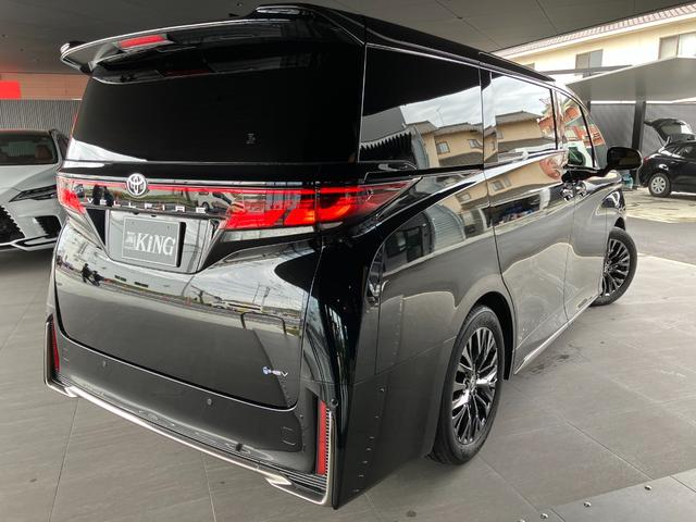 Toyota VELLFIRE HYBRID 2025