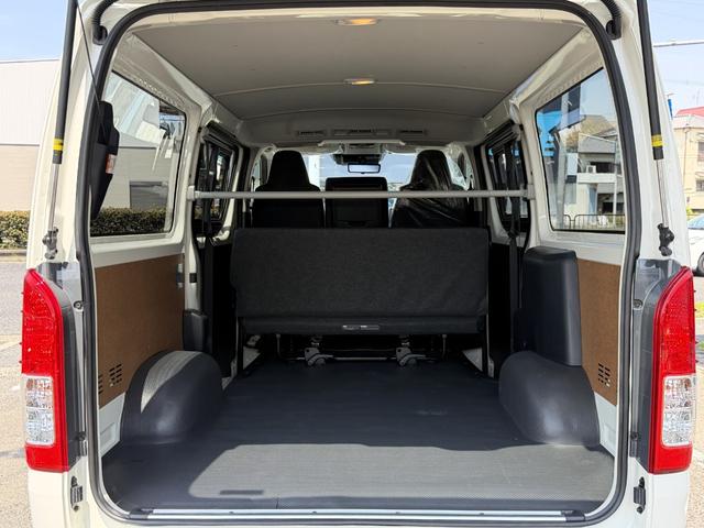 Toyota HIACE VAN 2026