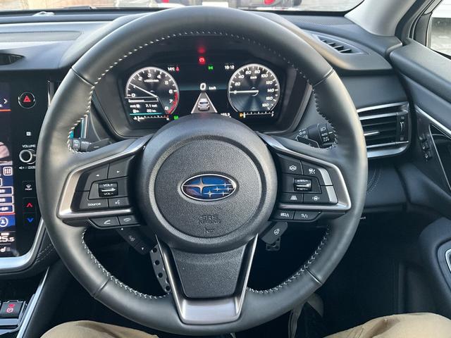 Subaru LEGACY OUTBACK 2022