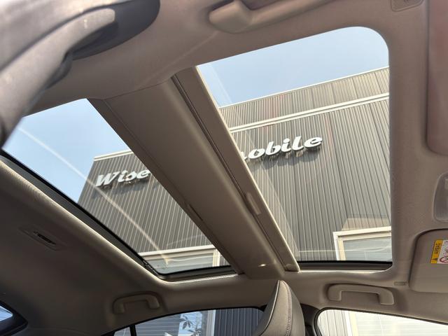 Toyota PRIUS 2023