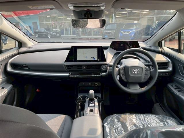 Toyota PRIUS 2025