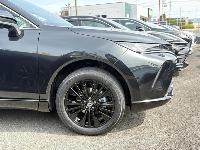 Toyota HARRIER HYBRID 2026