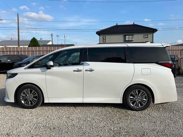 Toyota ALPHARD 2024