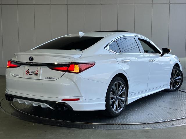 Lexus ES 2019