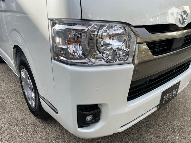 Toyota HIACE VAN 2026