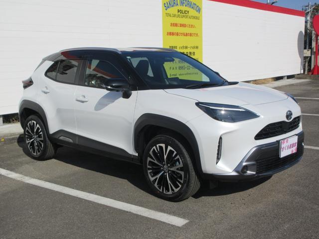 Toyota YARIS CROSS 2026