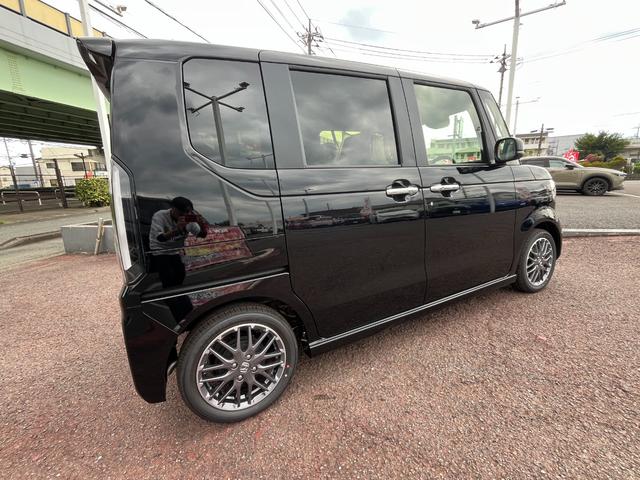 Honda N-BOX CUSTOM 2025