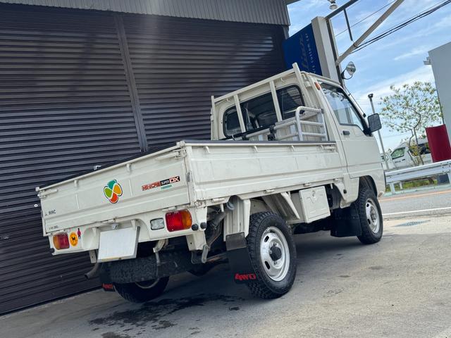 Mitsubishi MINICAB TRUCK 1990