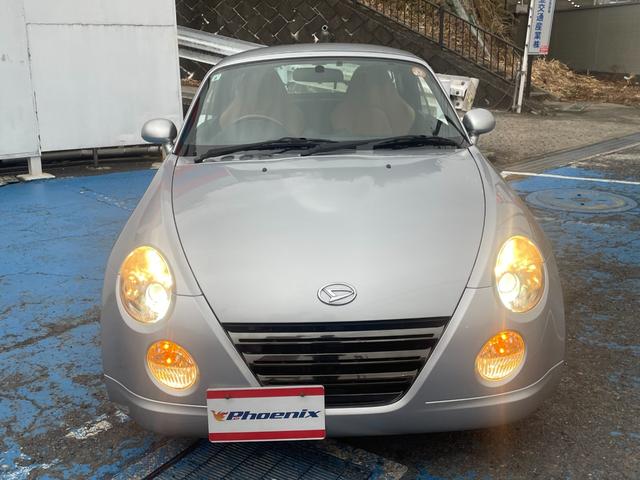 Daihatsu COPEN 2011