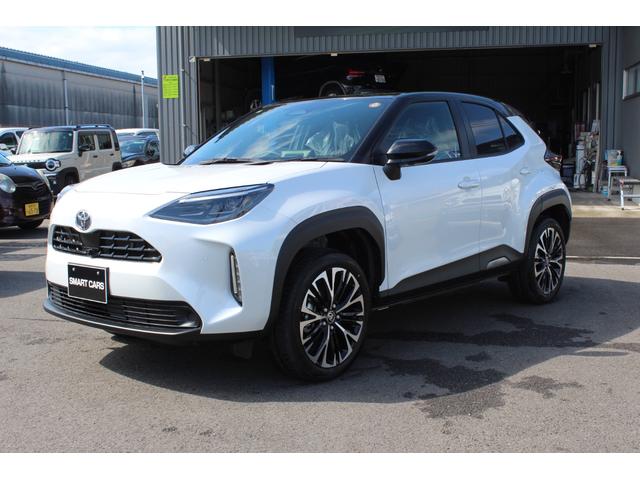 Toyota YARIS CROSS 2025