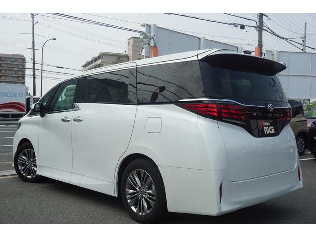 Toyota ALPHARD 2024