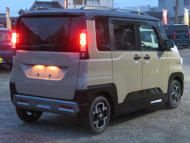 Mitsubishi DELICA MINI 2025