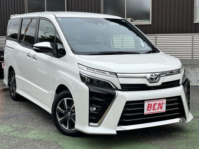 Toyota VOXY 2020