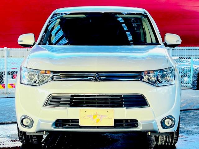 Mitsubishi OUTLANDER PHEV 2014