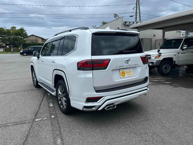 Toyota LAND CRUISER 2023