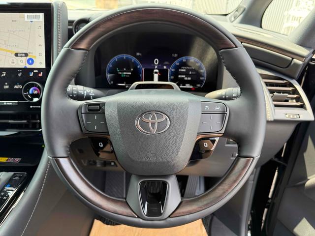 Toyota ALPHARD 2025