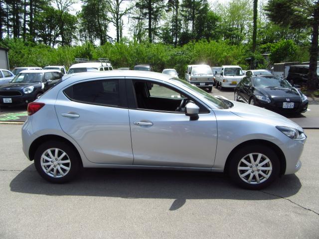 Mazda MAZDA2 2023