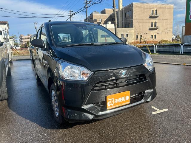 Daihatsu MIRA E:S 2025