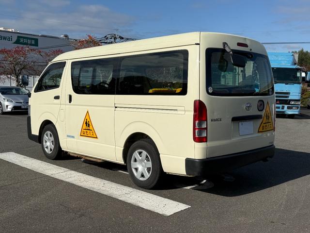 Toyota HIACE WAGON 2014