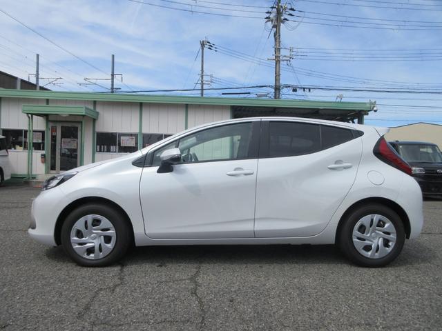 Toyota AQUA 2024