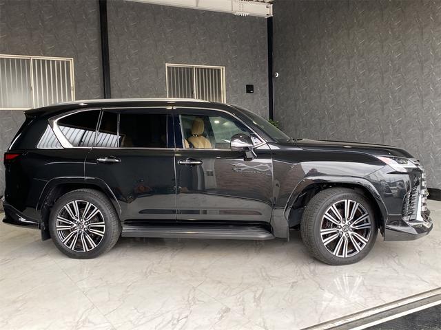 Lexus LX 2024