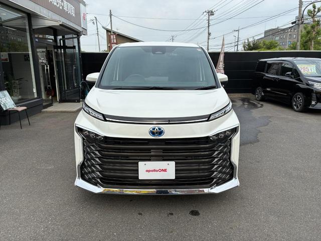 Toyota VOXY 2025