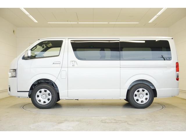 Toyota HIACE VAN 2026