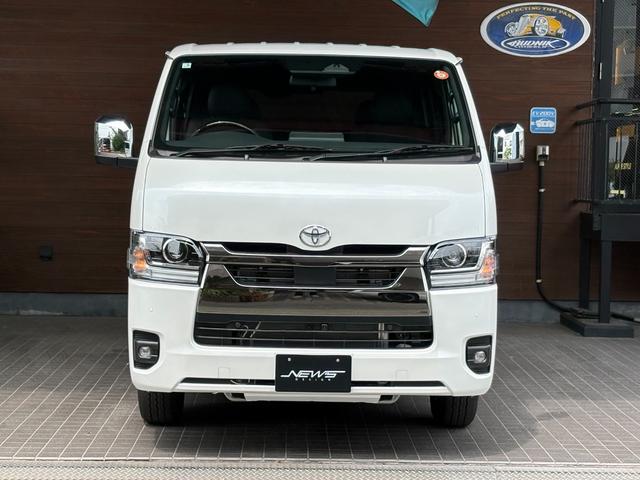 Toyota HIACE VAN 2026