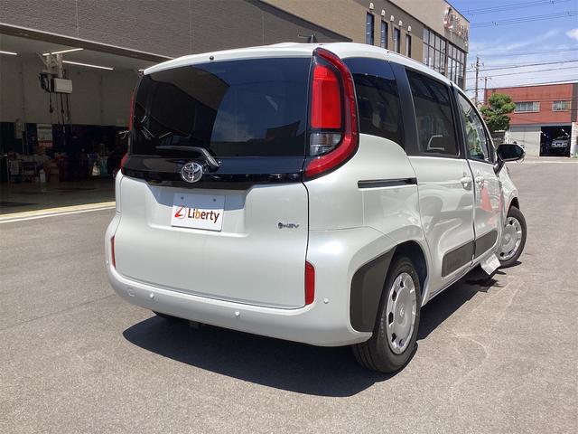 Toyota SIENTA 2025
