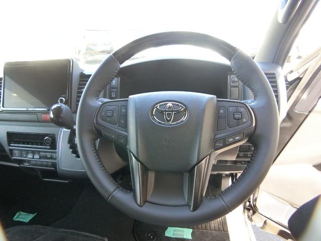 Toyota HIACE VAN 2026