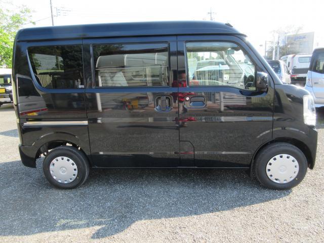 Nissan NV100 Clipper Van 2022