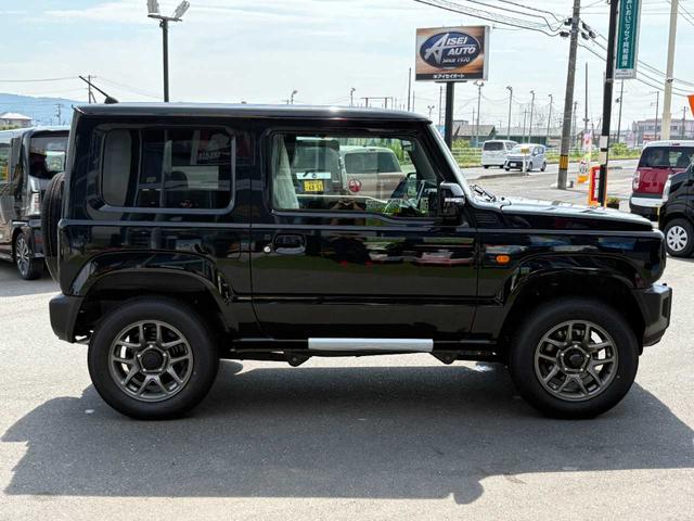Suzuki JIMNY 2025