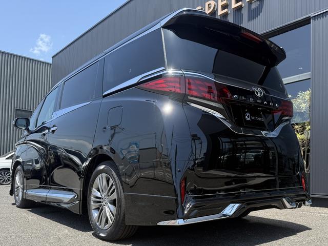 Toyota ALPHARD 2024
