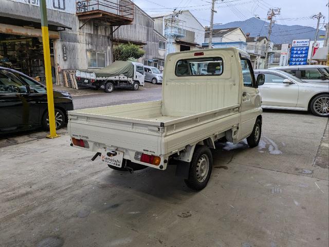 Nissan CLIPPER TRUCK 2011