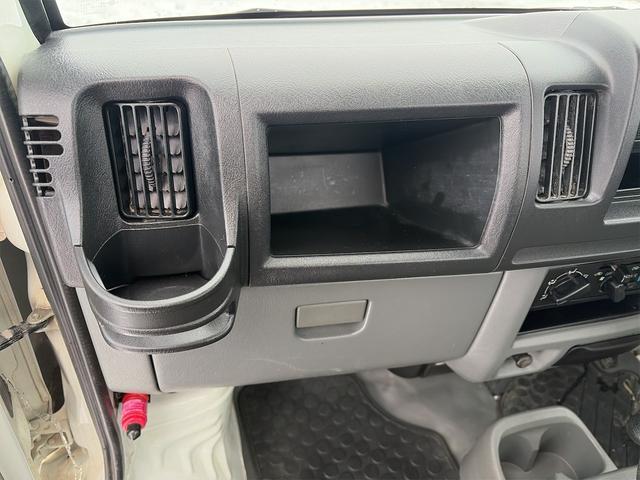 Nissan CLIPPER TRUCK 2010