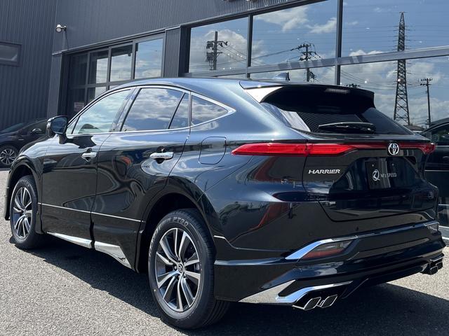 Toyota HARRIER HYBRID 2025