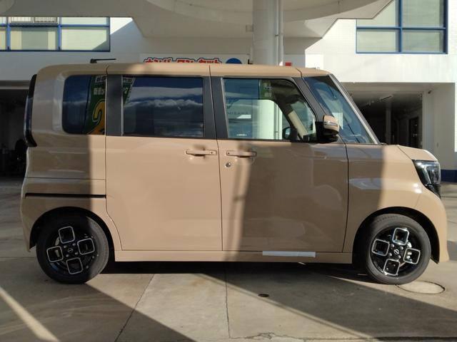 Nissan ROOX 2025