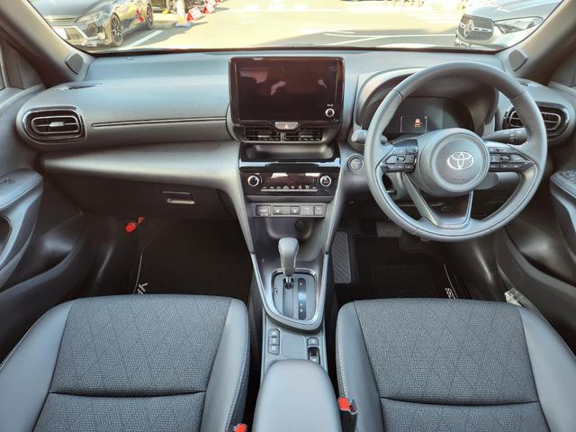 Toyota YARIS CROSS 2026