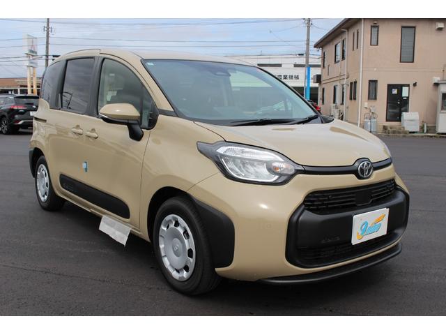 Toyota SIENTA 2025