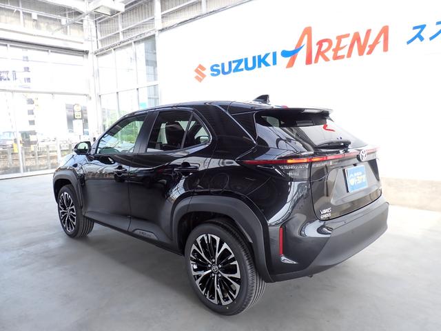 Toyota YARIS CROSS 2025
