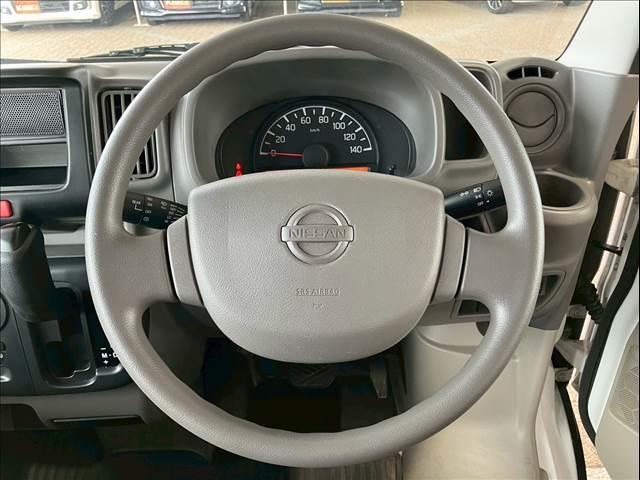 Nissan NV100 Clipper Van 2017