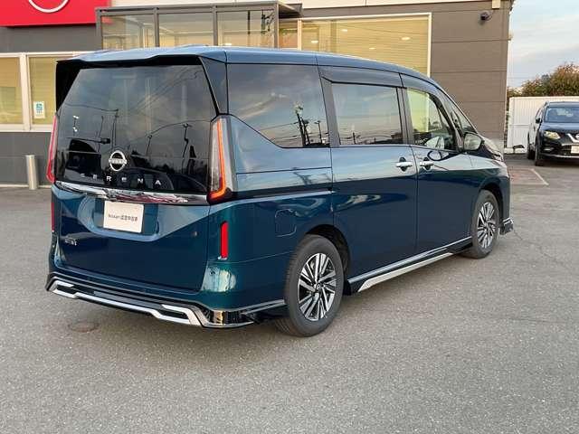 Nissan SERENA 2024