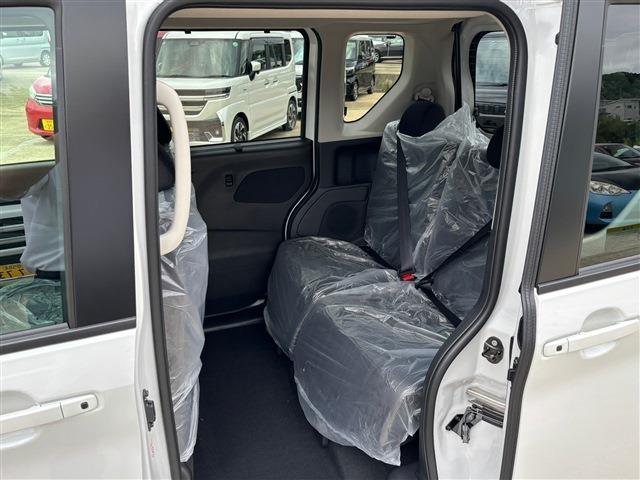 Nissan ROOX 2024